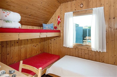 Foto 3 - 4 Person Holiday Home in Knebel