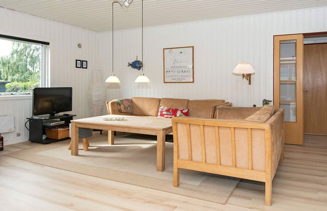 6 Person Holiday Home in Borkop - Foto 9