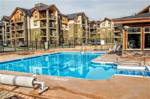 Photo 24 - AMAZING 3Br Condo | Heated Pool & Hot Tub | Hm Theatre | Fire Table | Pool Table