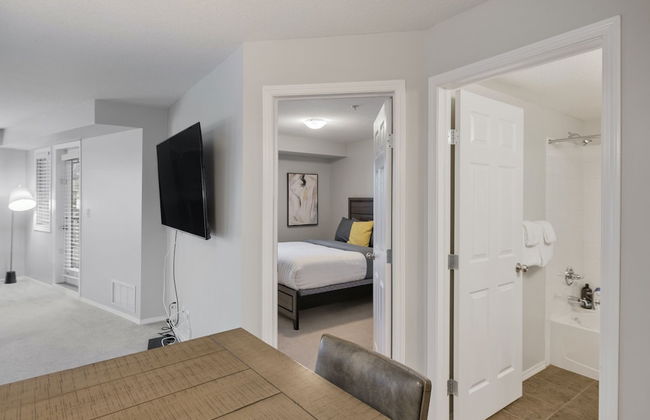 AMAZING 3Br Condo | Heated Pool & Hot Tub | Hm Theatre | Pool Table - Foto 2