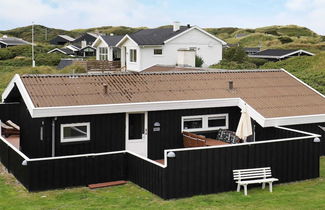 Foto 1 - Simplistic Holiday Home in Blokhus near Sea