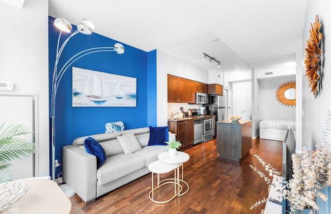 AOC Suites - Luxury Condo - City View - Foto 1