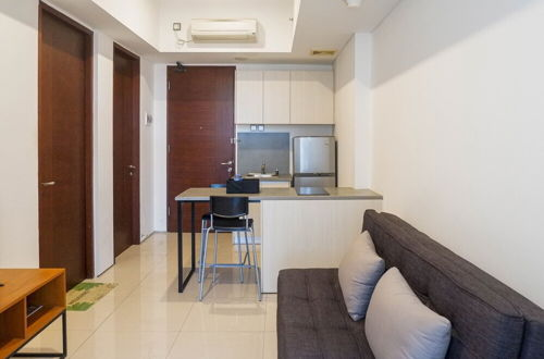 Photo 5 - 1BR Apartment The Linden Connected to Marvell City Mall
