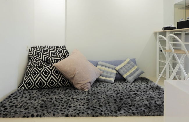 Stylish and Modern 2BR Bassura City Apartment - Foto 21