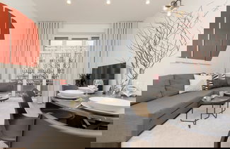 Foto 1 - 3-bedroom Apartment in Warsaw by Renters