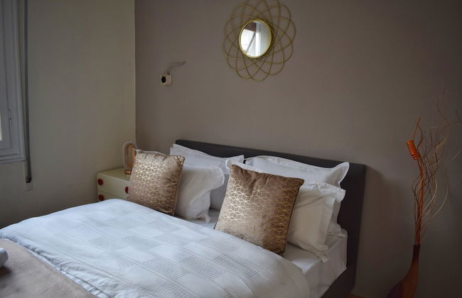 4-bedroom Athens Smart Stay - Base Rate - Extra Customisable - Photo 2