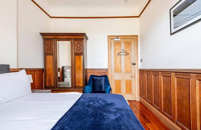 Stunning 5 Bedroom Large Apartment With Parking - Foto 11