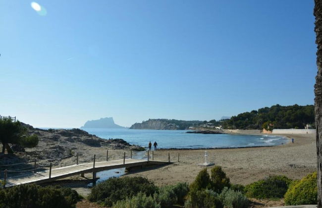 Villa With Sea Breeze Charm - Foto 35