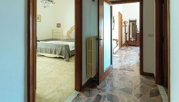 Entrada (vista interior)