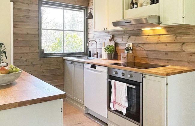 Charming Lakeside Cottage Getaway - Foto 4