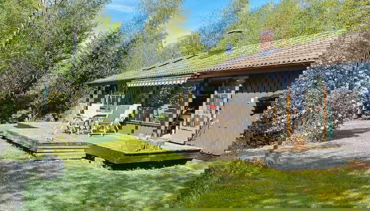 Foto 1 - Charming Lakeside Cottage Getaway