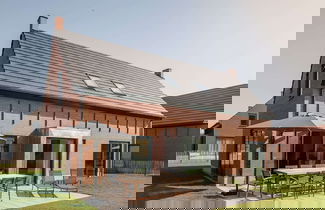 Foto 1 - Villa by Lake Veere With Sauna