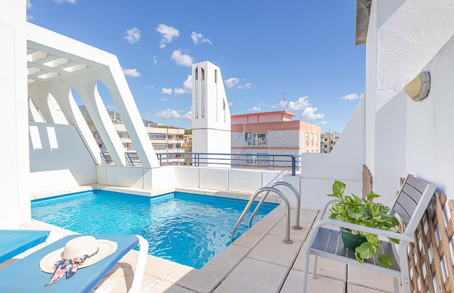 Marbella Pool House Ph77 on sea Shore - Photo 1