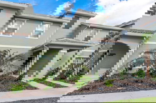 Photo 39 - 4 Bed Storey Lake Resort With Lazy River 4 Bedroom Townhouse by RedAwning
