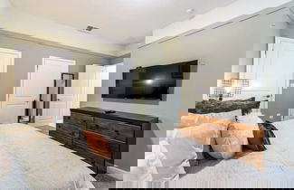 Photo 3 - 4 Bed Storey Lake Resort With Lazy River 4 Bedroom Townhouse by RedAwning
