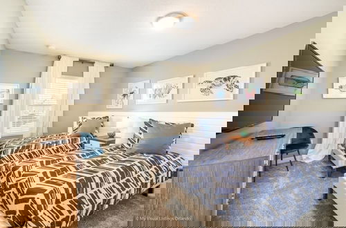 Photo 8 - 4 Bed Storey Lake Resort With Lazy River 4 Bedroom Townhouse by RedAwning