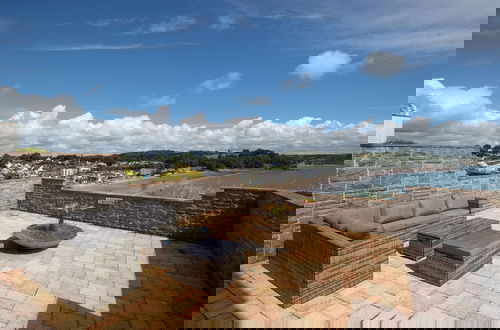 Foto 6 - Captains View - Sea and Harbour Views Parking