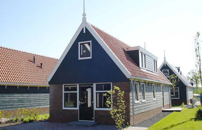 Holiday Home Built in Zaanse Style, Near Alkmaar - Foto 1