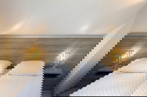 Foto 2 - Modern Holiday Home, Near the Sea