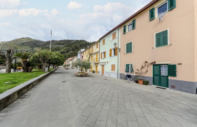 Riva Trigoso Sea View Apartment - Photo 21