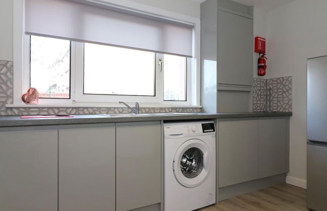 Salisbury House - East Kilbride - Photo 17