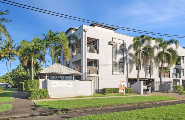 Oasis Cairns - Pool Free Parking Wifi - Foto 8