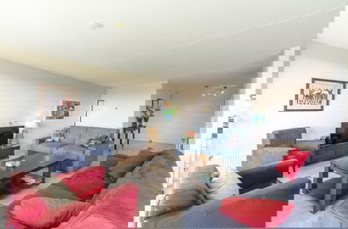 Foto 6 - Cosy Apartment With Balcony