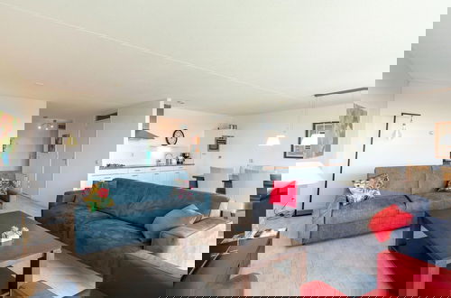 Foto 11 - Modern Furnished Apartment at the Foot of Dunes