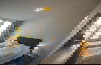 Foto 2 - Cosy Apartment With Balcony