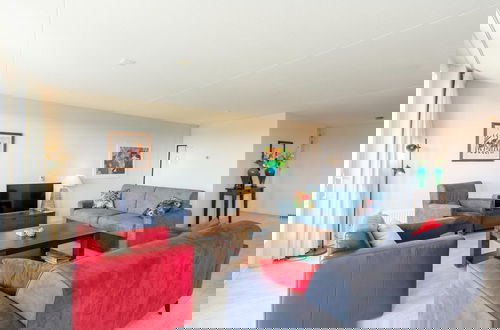 Foto 13 - Modern Furnished Apartment at the Foot of Dunes