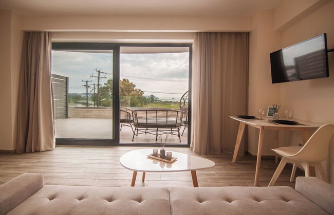 Luxury Studios Kallithea by Corfuescapes - Photo 3