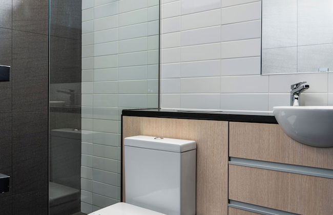 Deluxe Inner-city Apartment on Moray - Photo 21