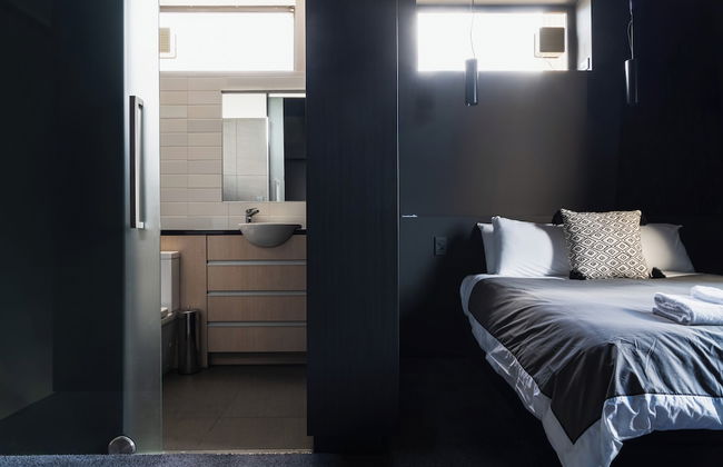 Deluxe Inner-city Apartment on Moray - Photo 3