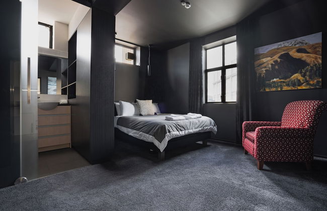 Deluxe Inner-city Apartment on Moray - Photo 4