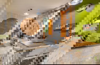 Foto 1 - Luxury Suites San Mat as