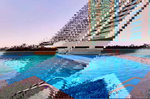 Foto 3 - Address JBR Prime Space w Pool Beach Access