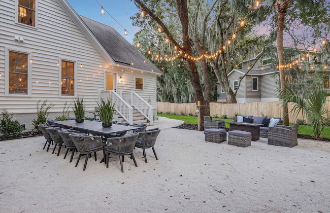 Southern Oasis by Avantstay 0.5mi Walk to the Beach, Pool, Patio, Large Yard - Foto 5