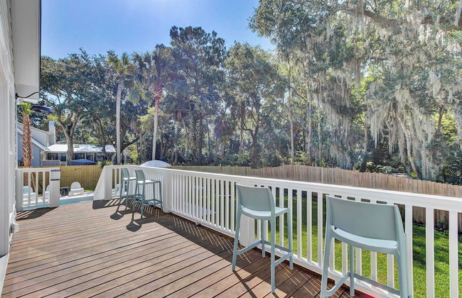 Southern Oasis by Avantstay 0.5mi Walk to the Beach, Pool, Patio, Large Yard - Foto 48