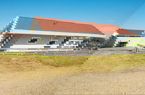 Foto 18 - 6 Person Holiday Home in Romo