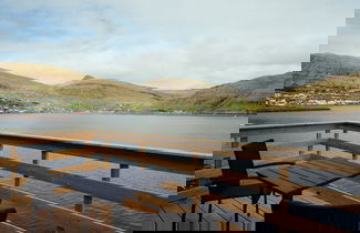 Photo 1 - Luxurious Waterfront Retreat | Spectacular Views