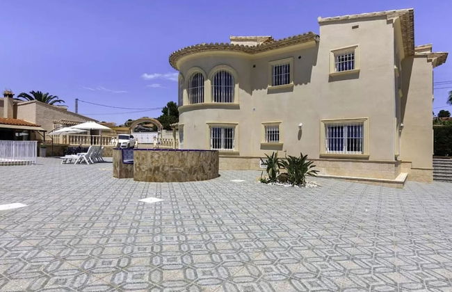 Charming Holiday Home in Calpe With Barbeque - Foto 37