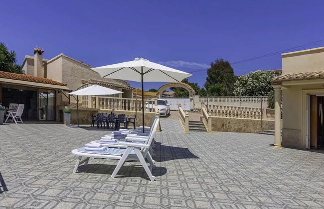 Charming Holiday Home in Calpe With Barbeque - Foto 10