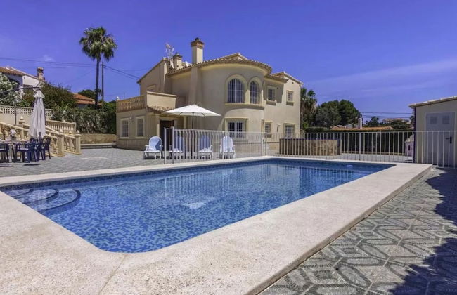 Charming Holiday Home in Calpe With Barbeque - Foto 36
