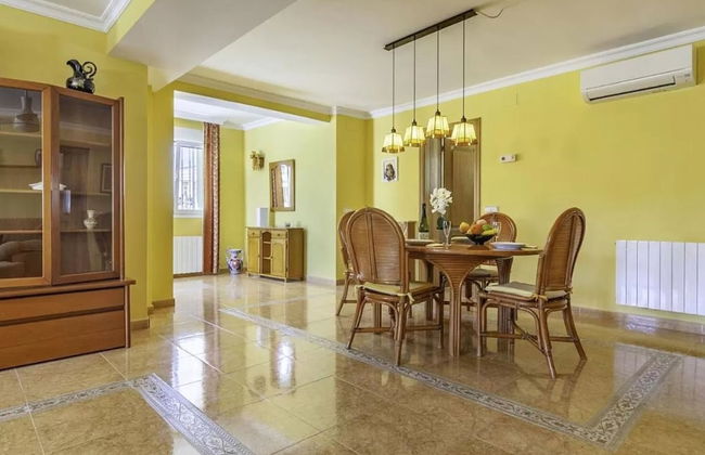 Charming Holiday Home in Calpe With Barbeque - Foto 7