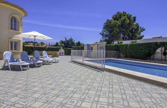 Charming Holiday Home in Calpe With Barbeque - Foto 32