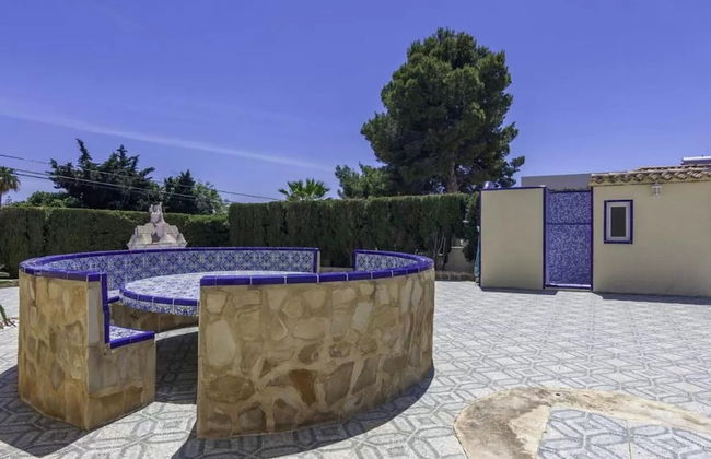 Charming Holiday Home in Calpe With Barbeque - Foto 35