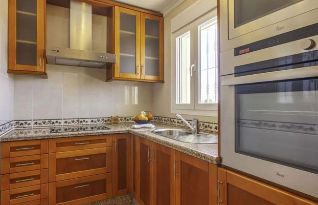 Charming Holiday Home in Calpe With Barbeque - Foto 2