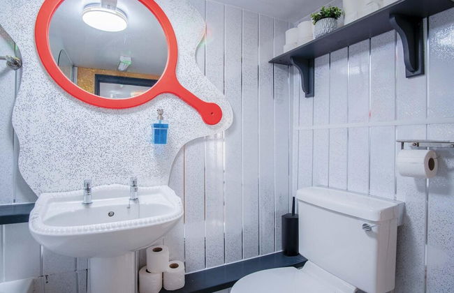 Clouds - 1 Bedroom Holiday Home - Milford Haven - Foto 21
