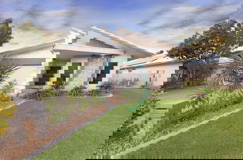 Photo 1 - Zenhouse Stylish Lawn Workspace Outdoordining