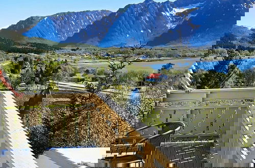 Foto 1 - 8 Person Holiday Home in Sortland-by Traum